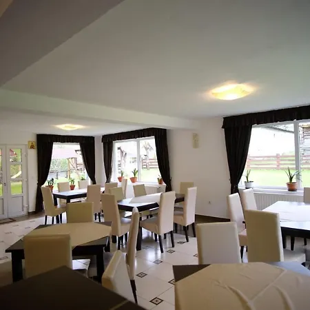 Pensiunea Padurea Guest house 3*