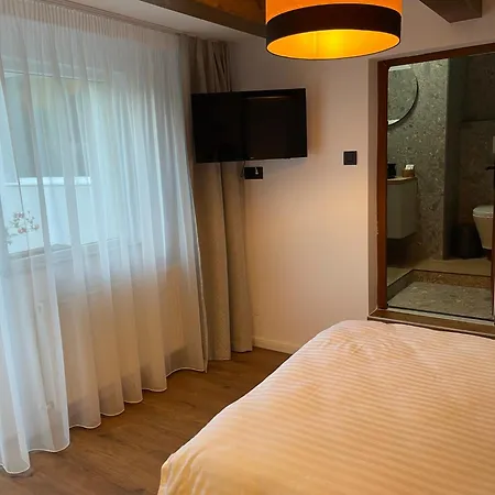 Pensiunea Padurea Guest house Moeciu De Sus